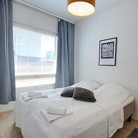 Apartment Kotimaailma - Uusi Kolmio Hyvaellae Pohjaratkaisulla - Kullervonkatu
