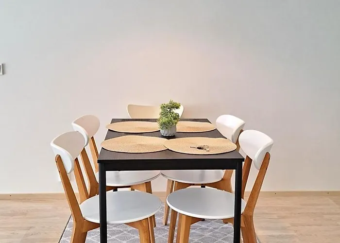 Kotimaailma - Uusi Kolmio Hyvaellae Pohjaratkaisulla - Kullervonkatu